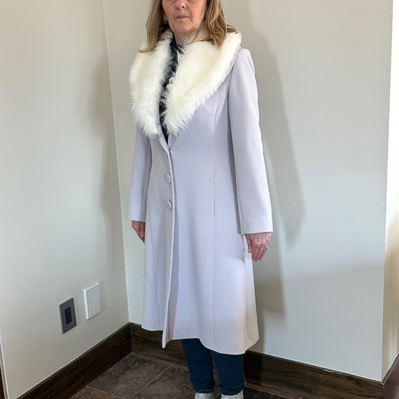 Dress coat - Picture 8 of 11